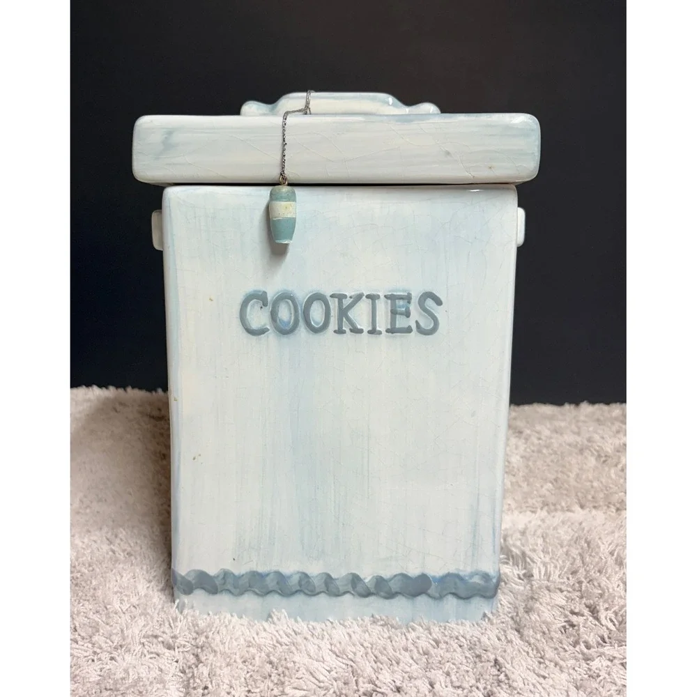 MSRF Inc Vintage Blue White Ceramic Cookies Jar with Lid 1990's‎ Cotttagecore